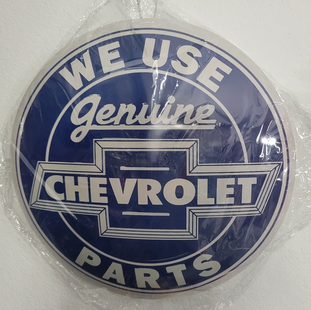 Retro Chevy Wall Hanging WE USE Genuine CHEVROLET PARTS Round Tin Sign   NEW